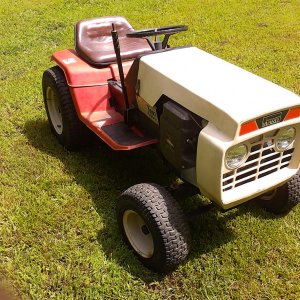 1978 Montgomery Ward compact tractor 
Model #GIL-33470A