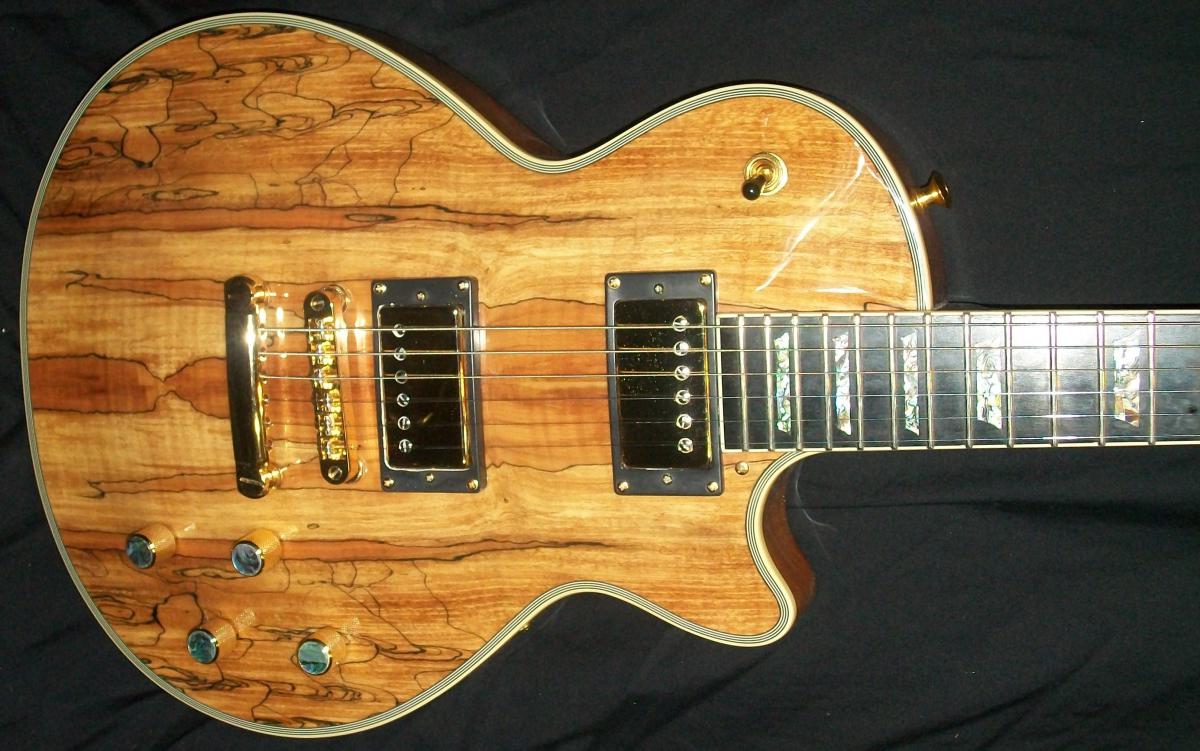 100 0626 Agile AL3000, modded to gold hardware...