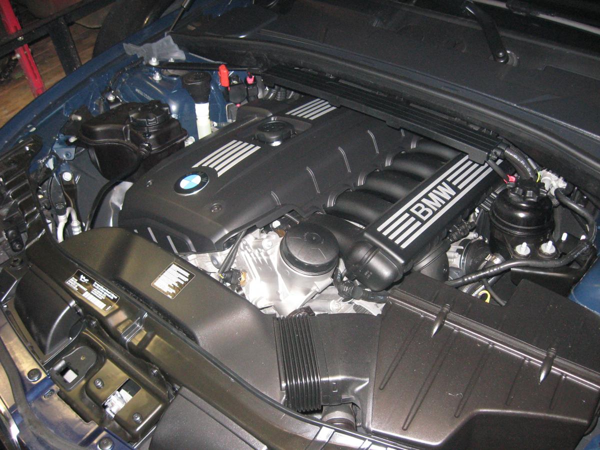BMW Engine
3.0 I6