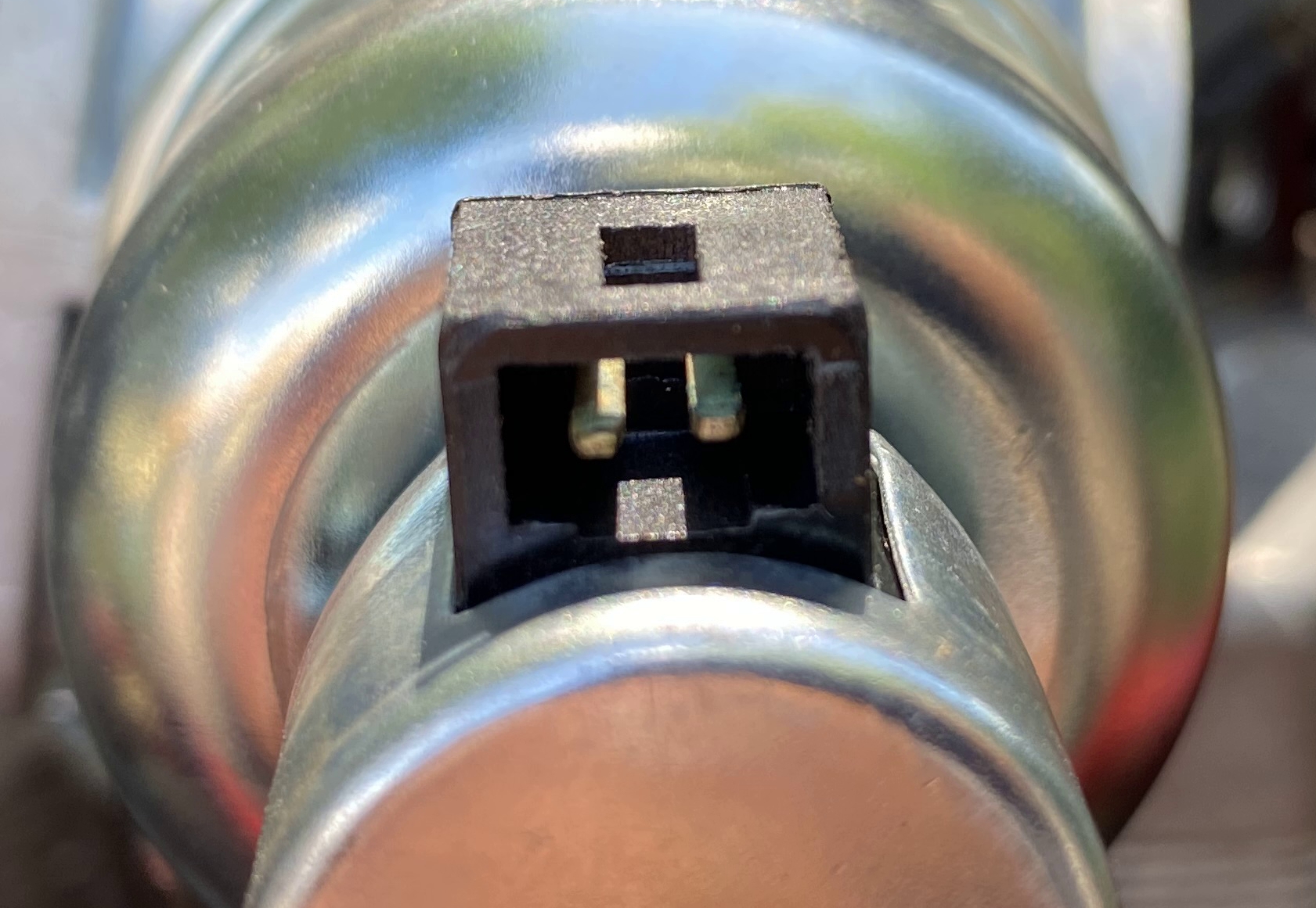 Carb rectangle electrical connection .jpg