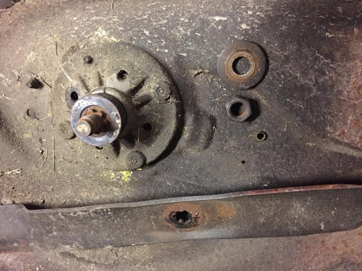 Mower Deck Before 3
Left Spindle is locked up.  Look how dirty and ugly the PO allowed it to become..