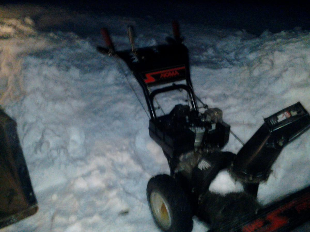 Snow blower