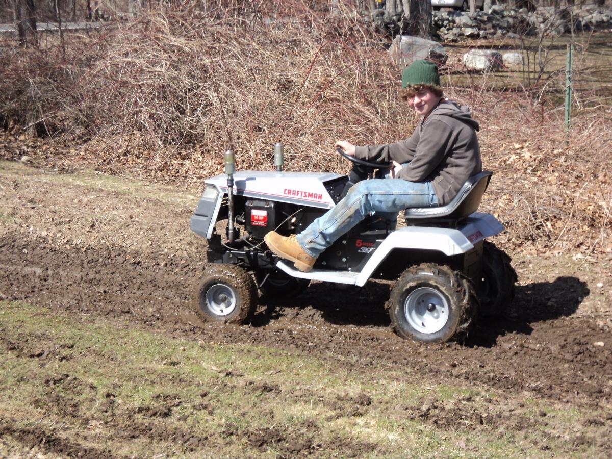 tractor 3 20 11 001